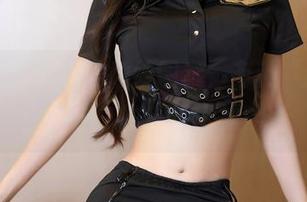 秀人网 - 李若汐婚纱图案，有种“我只想单身”的反叛精神！