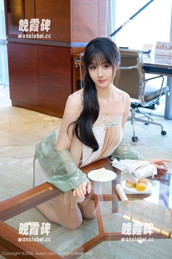 秀人网 - 当杨倩倩遇上女神：更新，一切好像变得更加奇妙