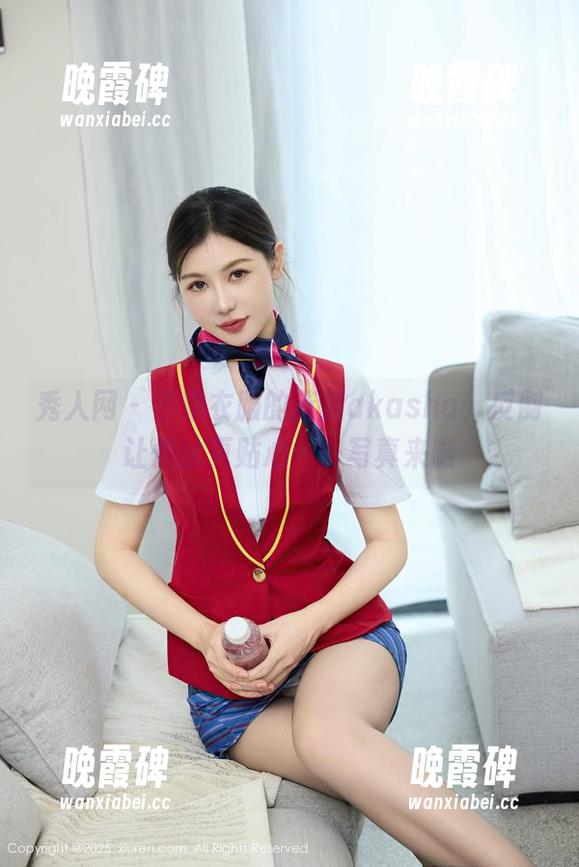 秀人网 - 不穿衣服的蓝夏akasha，反倒让蕾丝更贴心——写真来啦