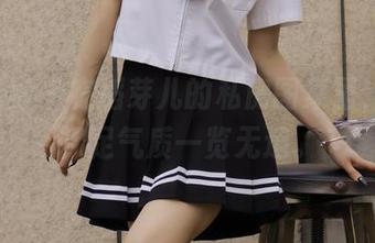 绮梦摄影 - 在稻芽儿的私房图集里，OG的裸足气质一览无遗。