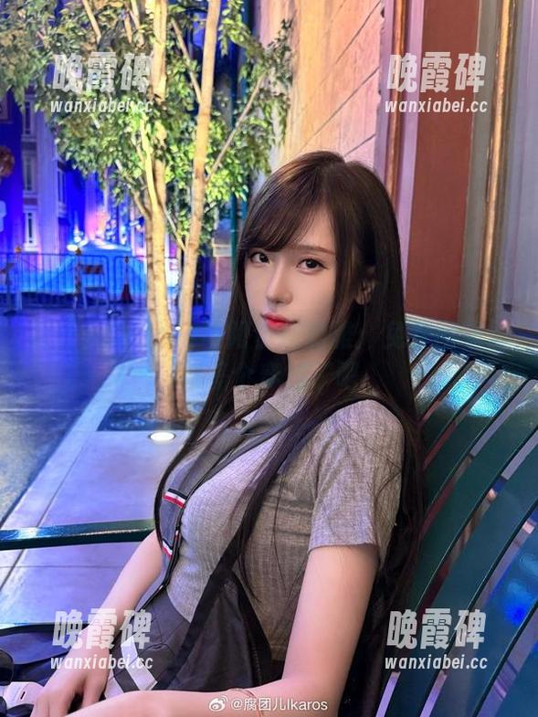 腐团儿Ikaros与阿尔托莉雅：免费图集里就差个穿越了吧
