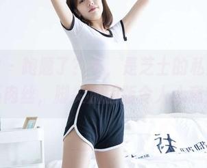袜啵啵 - 跑题了？不，是芝士的私房写真，油亮肉丝，脚尖加固版令人心意荡漾！