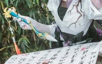 作品集里的冰川镜华，许多鱼鱼鱼说更新了，是想让我陷入沉思吗？