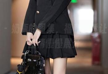 语画界 - 奶瓶的图集，福利剧透让人期待剧情慢慢展开