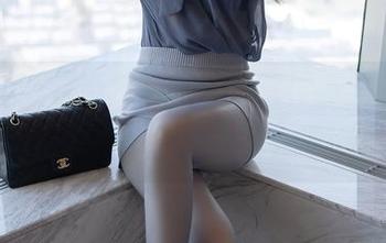 语画界 - 看顾桥楠黑白定制作品，真是想问：我们能不能加点色调，懒得调了？