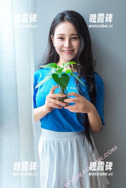 轰趴猫-陈雅漫 轰趴猫 - 美图欣赏:陈雅漫在天使的光辉里,完美也有点凡人味!