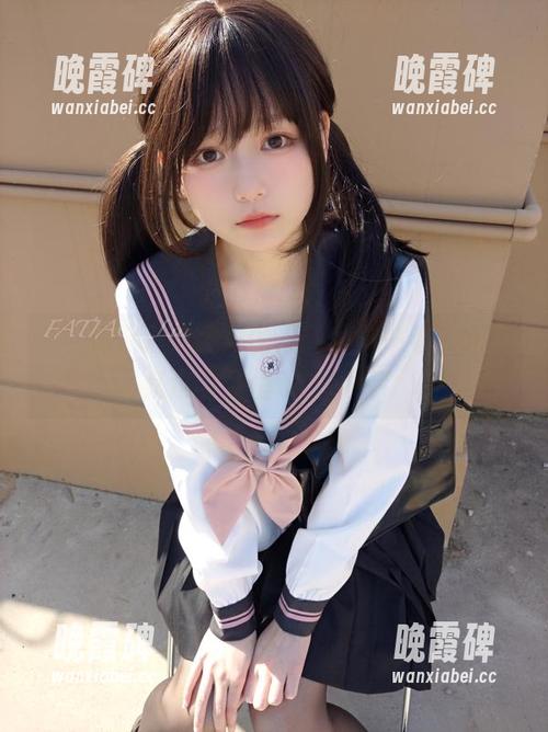 说实话，迷之呆梨的炙热值得一看，尤其是这免费呈现的图片！