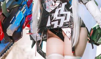 阿九从不咕咕(九言)和她的白衬衫：朝九晚五的美图灾难！