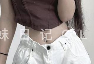 微密圈 - 打开陈佩奇的双人写真集，简直是对“放飞自我”和“无与伦比”的新定义！
