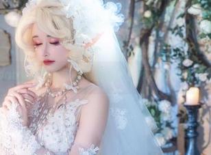 鹿八岁baby与和服少女的酒后谈：不花钱也能看的图集！