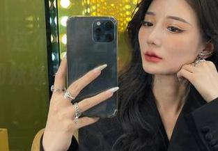 微密圈 - 这不是广告，是真心推荐黎允熙baby的妹妹图册，免费的也太舒服了吧！